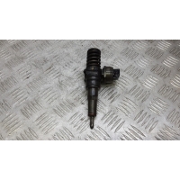 Форсунка дизельная VOLKSWAGEN PASSAT (2001-2005) 2002 038130073BA