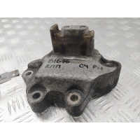 Кронштейн КПП Citroen C4 Picasso 2015 9677768480