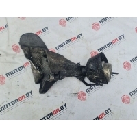 Подушка крепления двигателя Volkswagen Passat 2003 8D0199382L