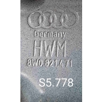 Кронштейн крепления крыла Audi A4 B9 (2015—2020) 2018 8W0821471