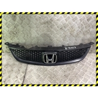 Решетка радиатора Honda Civic 7 2003