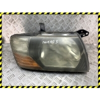 Фара передняя правая Mitsubishi Pajero 3 2003