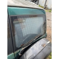 Стекло заднее Nissan Patrol Y61 1999