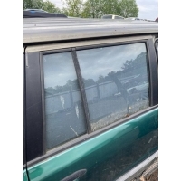 Стекло двери задней правой Nissan Patrol Y61 1999