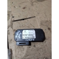 Блок управления телефоном Mercedes C W203 2003 2038204226