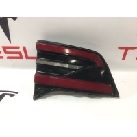 Фонарь крышки багажника левый Tesla Model X рест. 2022 1034336-00-B,1565492-00-C