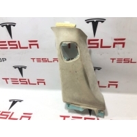 Обшивка стойки Tesla Model S 2016 1021612-00-A