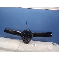 Накладка решетки радиатора Renault Logan 2 2014- 623825400R