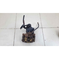 Суппорт задний левый Volkswagen Passat B6 2005-2010 5N0615403