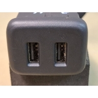 Разъем AUX / USB Chevrolet Equinox 3 2018 13509945