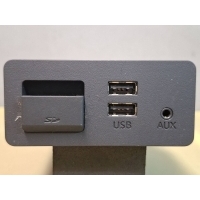 Разъем AUX / USB Mazda CX-5 2 KF 2018 D09H669U0B