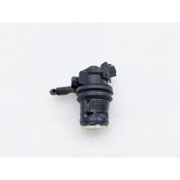 Насос омывателя Toyota Land Cruiser VDJ200 2008 8533060180