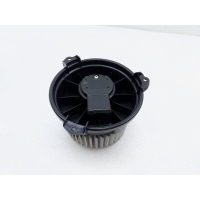 Моторчик печки Toyota Land Cruiser VDJ200 2008 8710328110