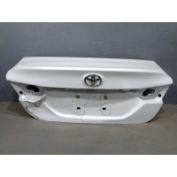 Крышка багажника Toyota Camry V70 6440106F70