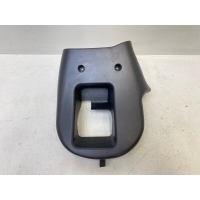 Накладка RENAULT DUSTER 1 2015- 484727375r
