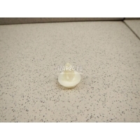 Крепеж (клоп) Volvo XC90 (2002 - 2015) 30653441