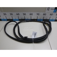 Уплотнитель (наружный) VAG A4 [B6] (2000 - 2004) 8E0837911M