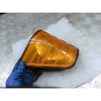поворотник правый Mercedes T1 1995
