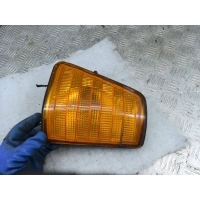 поворотник левый Mercedes T1 1995