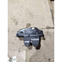 Замок багажника Peugeot 308 1 2010