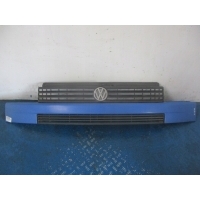 Volkswagen транспортер t4 решетка радиатора 701853653