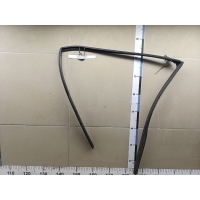 Уплотнитель стекла двери TOYOTA Corolla E15 2006-2013 6815202170