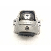 Опора двигателя Audi A4 B8 2015 8R0199381AM
