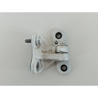 петля двери Mercedes CLA C117 A1767300537