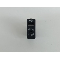 Разъем USB BMW X4 F26 84109266607