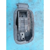Ниша лючка бензобака Mercedes-Benz C-класс W204/S204 2006—2011 Mercedes-Benz C-класс W204/S204 2006—2011 A2047500103