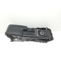 Консоль центральная Jaguar F-Pace X761 2015-2020 T4A3746