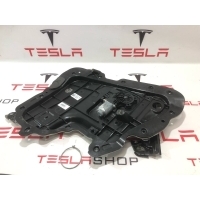 стеклоподъемник задний правый Tesla Model 3 2022 109662399J,1096623-99-H,1096623-00-K