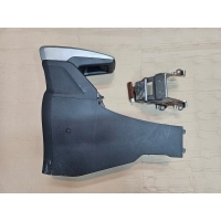 Toyota verso 09 - 17 подлокотник