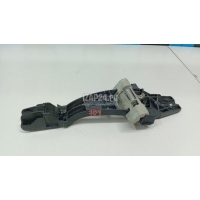 Кронштейн ручки Land Rover Discovery III (2004 - 2009) LR018298