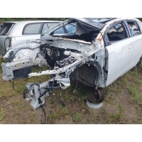 Лонжерон левая сторона передняя переднее фартук toyota auris ii combi
