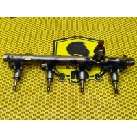 Рейка топливная Nissan Juke F15 2011 175211KC0A