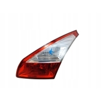 Фара правая задняя в крышку renault megane iii 2008 - 2011 хэтчбек 265500037r европа