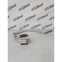 Петля крышки багажника Volkswagen Jetta 6 2012 5C6827302B