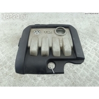 Накладка декоративная на двигатель Volkswagen Touran 2004