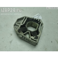 Кронштейн радиатора Volkswagen Golf-5 2005 1k0121367