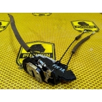 Замок двери Nissan Juke F15 2011 825001KA0A