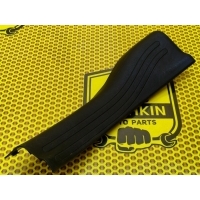 Накладка порога внутренняя Nissan Juke F15 2011 769B71KA2A