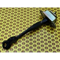 Ограничитель двери Nissan Juke F15 2011 804301KA0A
