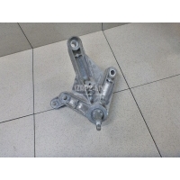Кронштейн КПП левый Renault Logan (2005 - 2014) 8200605732