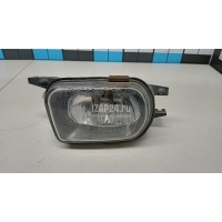 Фара противотуманная левая Mercedes Benz W203 (2000 - 2006) 2038200359