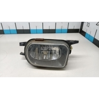 Фара противотуманная правая Mercedes Benz W203 (2000 - 2006) 2038200059