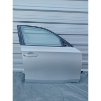 Дверь правая передняя bmw 1 e87 354