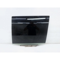 Стекло двери Toyota Land Cruiser VDJ200 2008 6811460300, 6811460301, 68104-60300