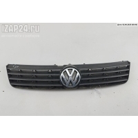 Решетка радиатора Volkswagen Passat B5 1998 3B0853653C