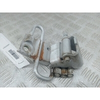 Петля двери передней левой Audi A6 C5 (1997-2005) 2001 4B0833411B,4B0833411B